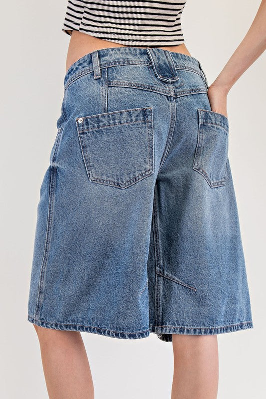 Mineral Washed Barrel Jean Shorts | S-L