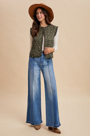 Green Ditsy Floral Quilted Vest | S-XL