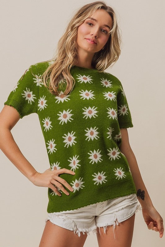 Green Starflower Short Sleeve Sweater | S-XL