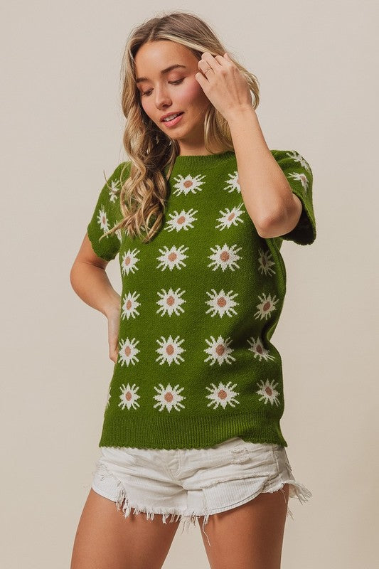 Green Starflower Short Sleeve Sweater | S-XL